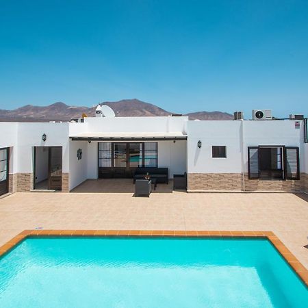 Villa Pancho Playa Blanca  Bagian luar foto