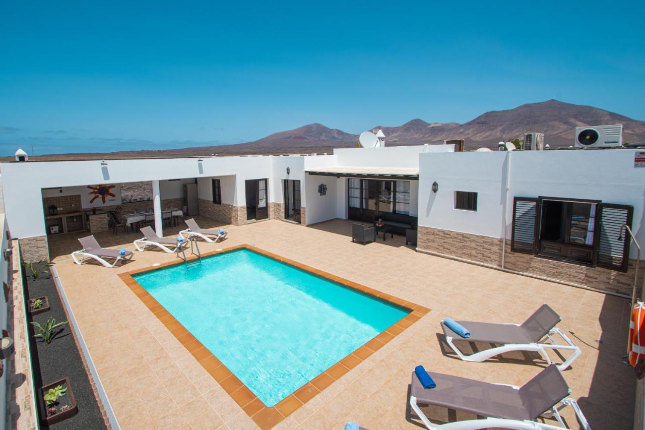 Villa Pancho Playa Blanca  Bagian luar foto